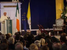 Papa Francisco em seu discurso no Castelo de Dublin.