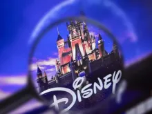 Filme da Disney com personagem não-binário fracassa nas bilheterias