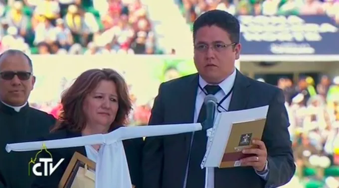 DivorciadoNuevaUnion_YoutubeCTVCapturaVideo_150216.jpg ?? 