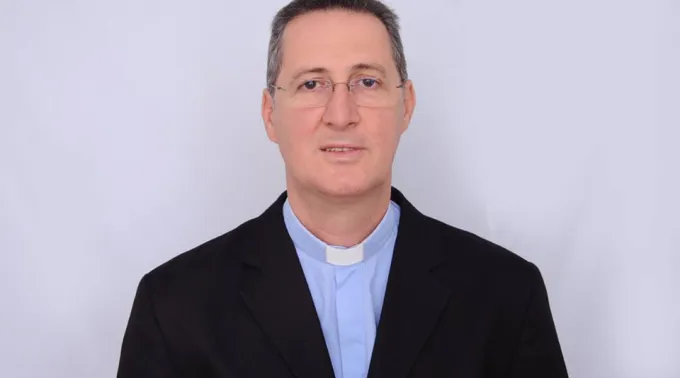 DomAiltonCEGov.jpg ?? 