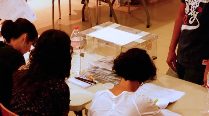 EleccionesAnfora_FlickrJoanGrifolsCC-BY-NC-ND-2.0_211015.jpg ?? 