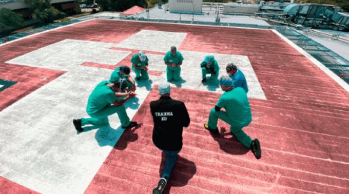 EnfermerosRezanCoronavirus_020420.gif ?? 