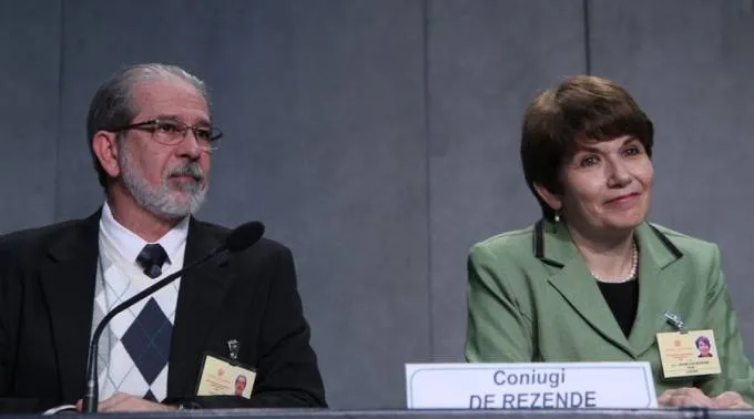 EspososRezende_PetrikBohumilACIPrensa_121015.jpg ?? 