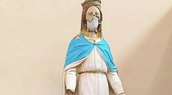 Estatua-VirgenMaria-Batnaya_ACN.jpg ?? 