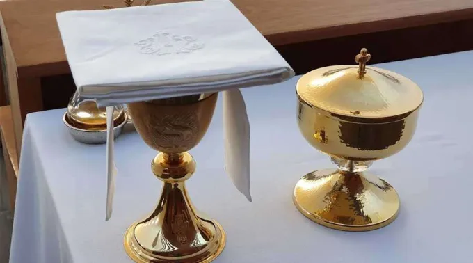 Eucaristia-David-Ramos-ACIPrensa-060420_1.jpg ?? 