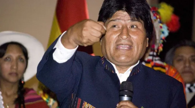 Evo-Morales_Flickr-Sebastian-Baryli-CC-BY-2.0_101218.jpg ?? 