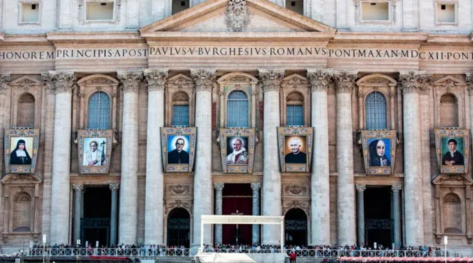 FachadaVaticanoSantos_DanielIbanez.jpg ?? 
