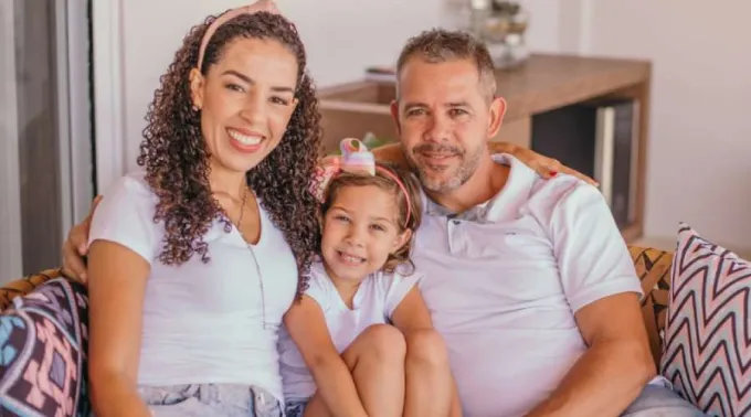 FamiliaMilagrePadreJordan_CortesiaGiseleCardoso.jpeg ?? 