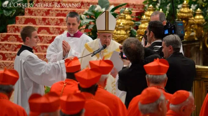 FranciscoCardenales_LOsservatoreRomano.jpg ?? 