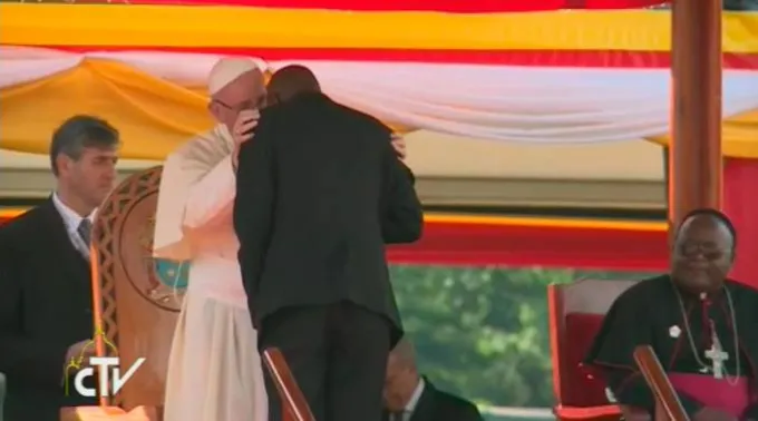 FranciscoJovenesNota_CapturaYoutube_281115.jpg ?? 