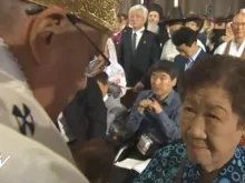 O Papa Francisco saudou sete ex-escravas sexuais de militares japoneses durante a II Guerra Mundial