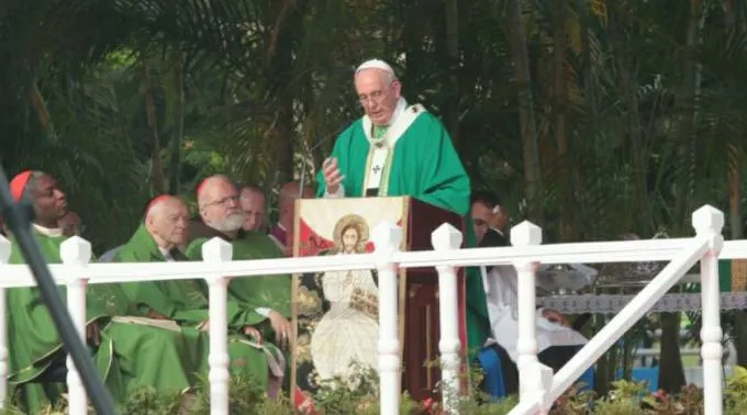 FranciscoNotaMisa_EduardoBerdejoACIPrensa_200915.jpg ?? 