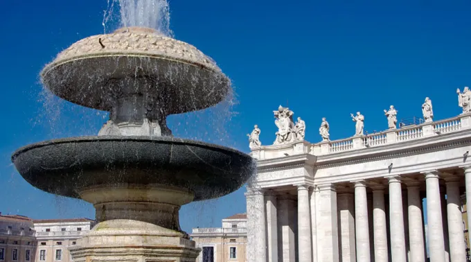 Fuente_Vaticano_PixabayDominioPublico250717.jpg ?? 