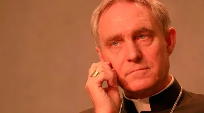 GeorgGanswein_BohumilPetrik_ACIPrensa190716.jpg ?? 