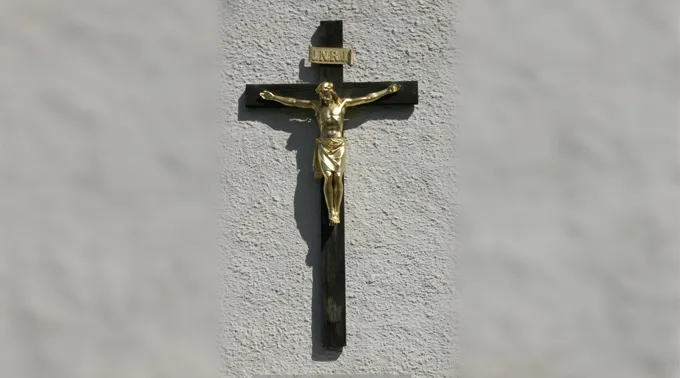 Golden_Christ.jpg ?? 