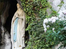 Gruta de Nossa Senhora de Lourdes.