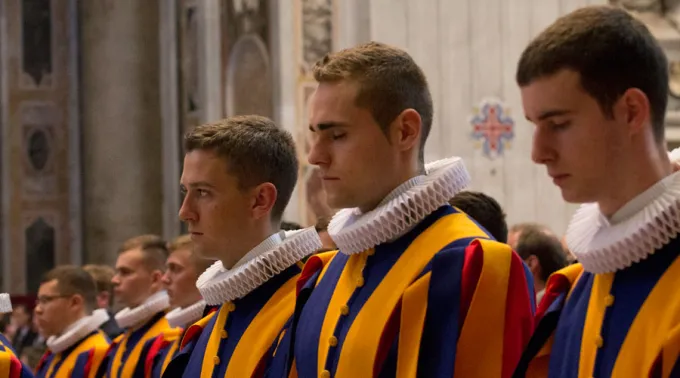 GuardiasSuizos_MarthaCalderonACIPrensa_06052016.jpg ?? 