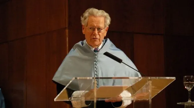 Hans-Kung-UNED-070421.jpg ?? 