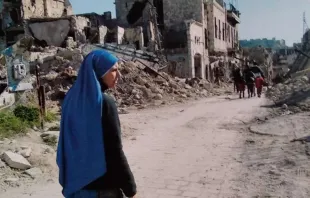 Ruas em ruínas na Síria.