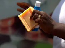 Material de higiene para prevenir o contágio do ebola.