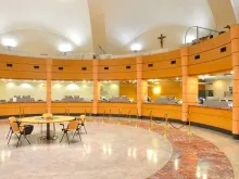 Interior do Banco Vaticano.