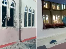 Igreja Católica de Maria Rainha da Paz depois de ataque do Exército