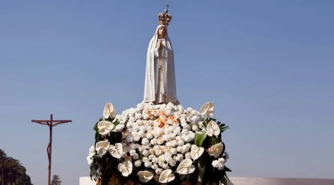 Imagem-original-de-Nossa-Senhora-de-Fatima-de-Portugal-2.jpg ?? 