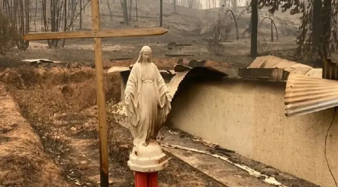 Imagen-Virgen-Incendio-Concepcion-07022023.jpg ?? 