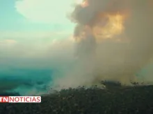 Vista aérea de um dos incêndios na Amazônia. Crédito: EWTN Noticias (captura de vídeo)