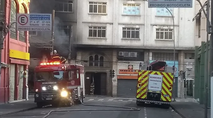 Incendio-Igreja-Ortodoxa-SP_Facebook1.jpg ?? 