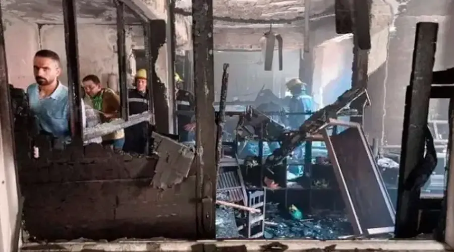 Ao menos 35 crianças morrem em incêndio em igreja no Egito