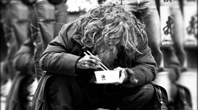 IndigenteComiendo_ElvinCC-BY-NC-2.0_Flickr_180315.jpg ?? 