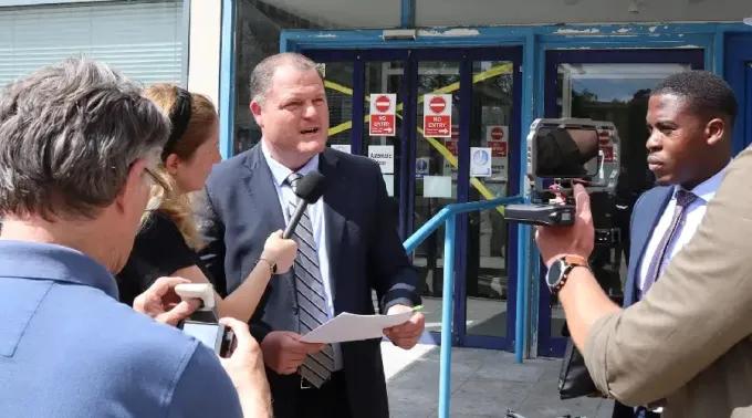 InglaterraJuicio_090823.jpg ?? 