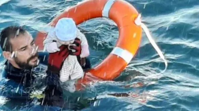 InmigrantesMarruecos-TwitterObispoElizalde-19052021.jpg ?? 