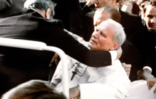 Atentado contra João Paulo II