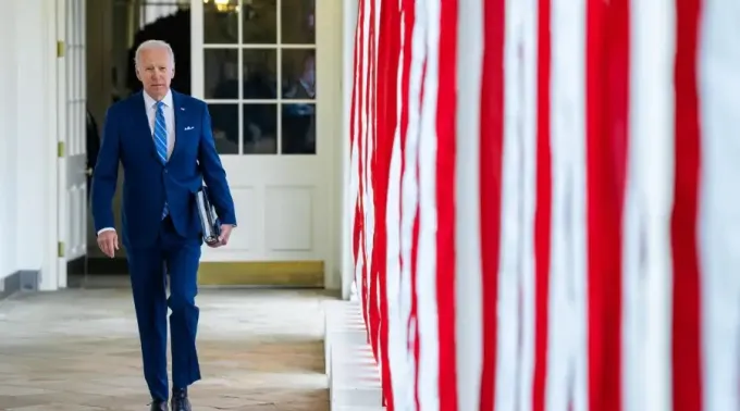 Joe-Biden-Adam-Schultz-White-House-140722.webp ?? 