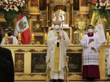 Arcebispo convoca defesa da democracia contra corrupção, desgoverno e caos no Peru