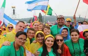 Um grupo de jovens na Jornada Mundial da Juventude em Cracóvia.