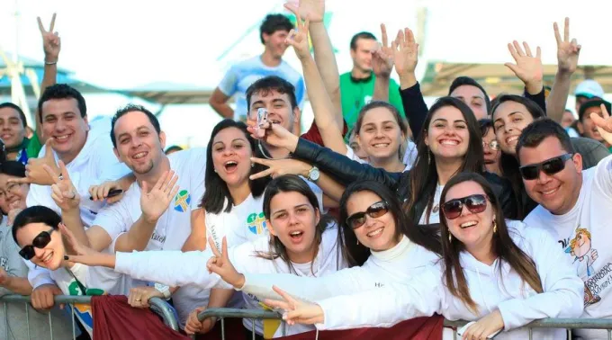 Jovenes_FlickrJMJRio2013CC_BY_NC_SA_2_150418.jpg ?? 