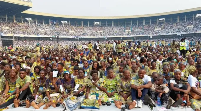 Jovenes_catequistas_Papa_EliasTurk230202.jpg ?? 