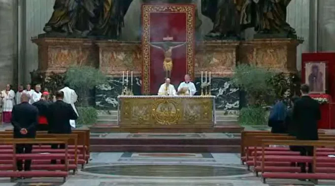 Jueves-Santo-Papa-Francisco-090420.jpg ?? 