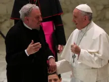 Papa e Kiko Argüello em uma recente Audiência no Vaticano.
