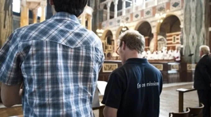 Kneeling_at_Olympic_Mass_Credit_Mazur_catholicnewsorguk.jpg ?? 