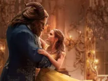 Cartaz oficial de A Bela e a Fera.