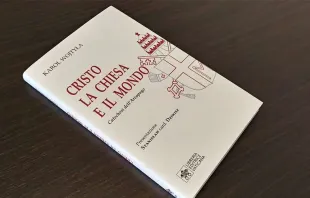 Livro inédito de São João Paulo II.