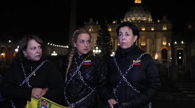 LilitintoriVaticanoProtesta5diciembreDanielIbanezACIPrensa.jpg ?? 