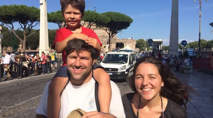 LourdesChemaMisioneras_AlvaroDeJuanaACIPrensa_070916.jpg ?? 