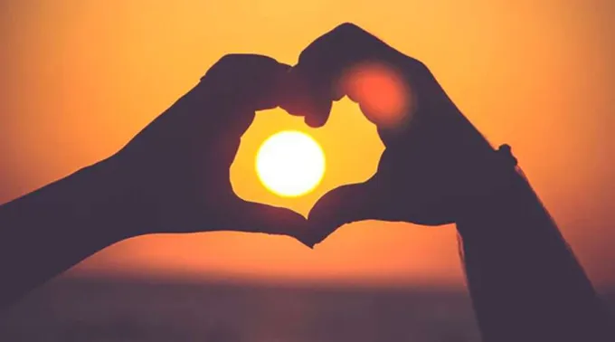 Love-unsplash-290419.jpg ?? 