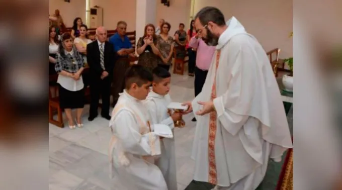 LuisMontes_AmigosDeIrak.jpg ?? 