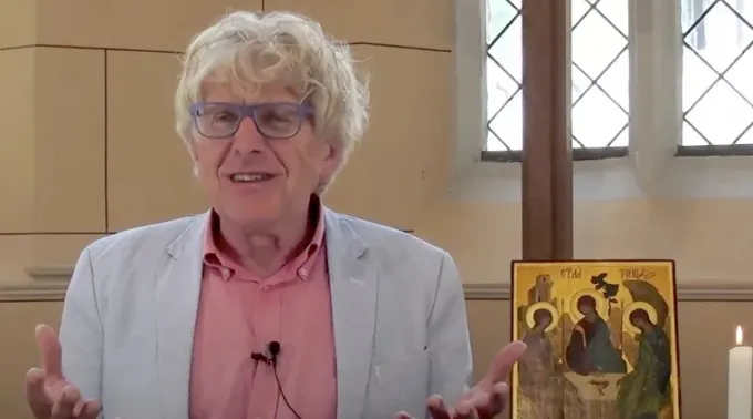 LutherKirchepastorGarth.jpg ?? 